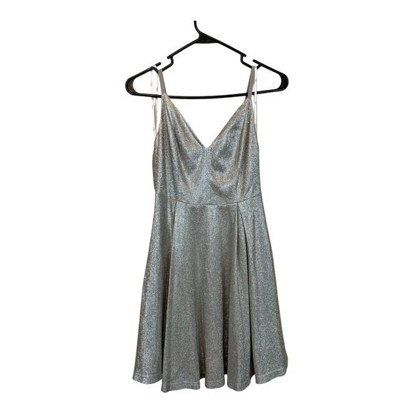 NWT Lulus Lookout Weekend Sparkly Silver Skater Dress S Metallic Fit & Flare - Picture 4 of 10